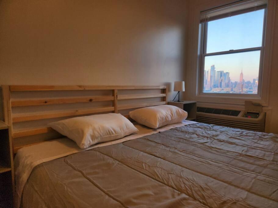Luxurious 2 Bed ! Mins To Nyc! Apartment Union City Exterior photo